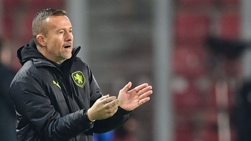 Nový asistent i posily v Artisu