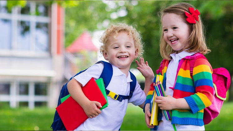 Máváme školnímu roku