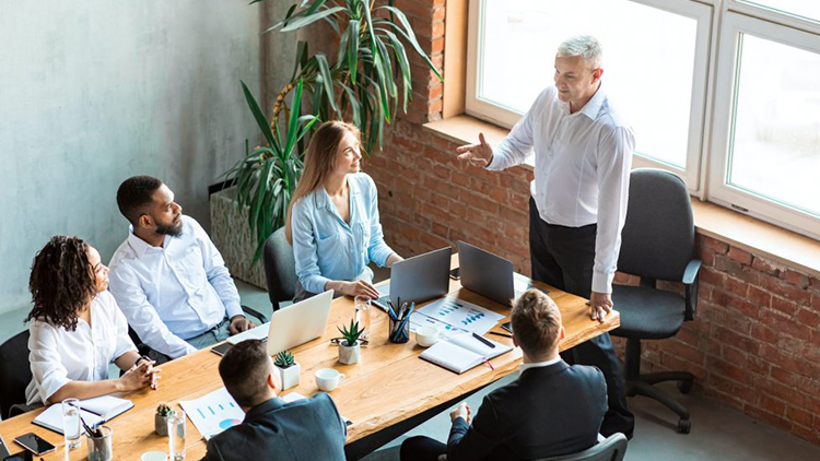 Jak motivovat vaše podrřízené, aby vám neutekli?