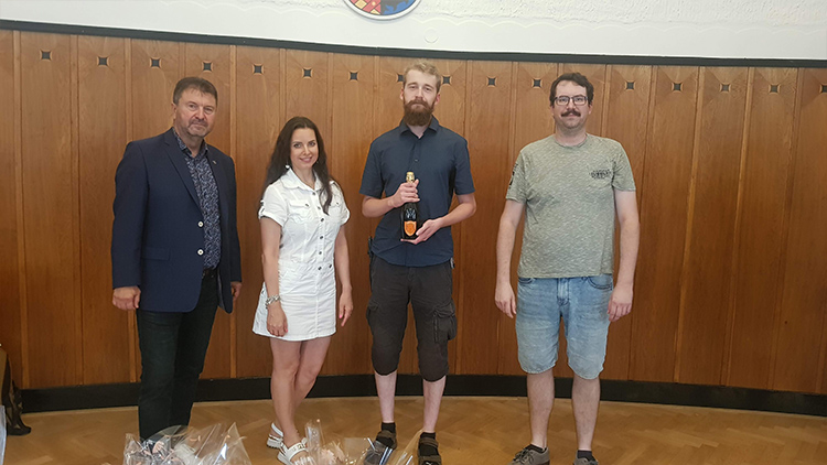 SKAR HÁJEK SUVERÉNNĚ OVLÁDL ŠACHOVÝ POHÁR PRIMÁTORA