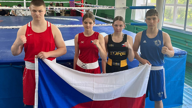 Foto: archiv Oldřicha Dvorského Klub ODT Boxing byl v ukrajinském Mykolajivu,  kde triumfovala Sára Dvorská a též Šimon Dvorský