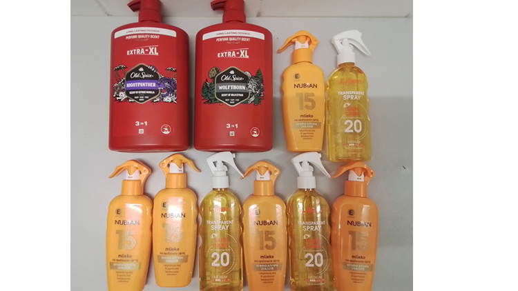 Kradla s invalidním vozíkem