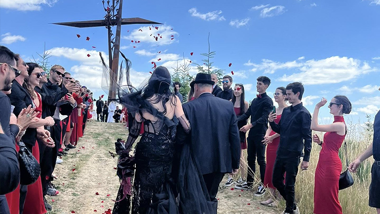 Kříž na Habrkách  měl svatební premiéru