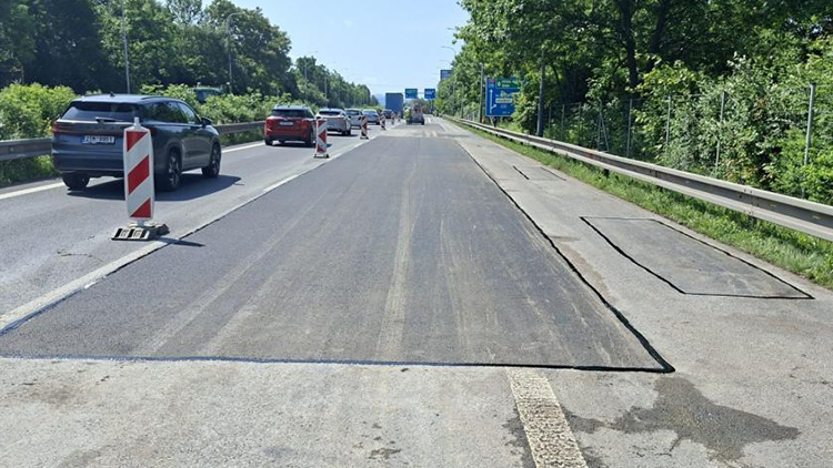 Za kolony na D46 mohou velké opravy