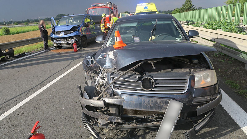 D46 u Olšan zavřela havárie pěti aut