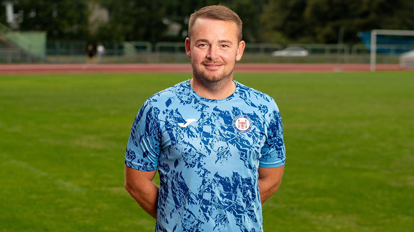 „Jdeme do toho s respektem, ale s cílem o nejvyšší příčky,“ prozradil nový lodivod rezervy Prostějova David Chuda