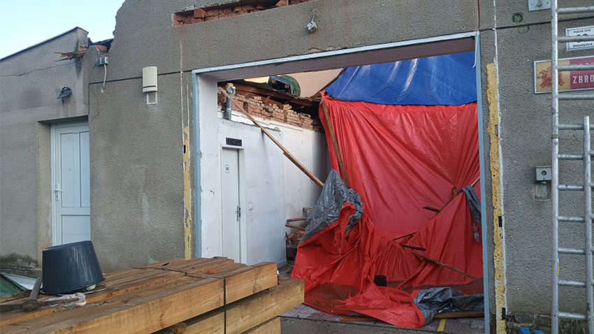 Hasičárna v Domamyslicích bude mít novou střechu