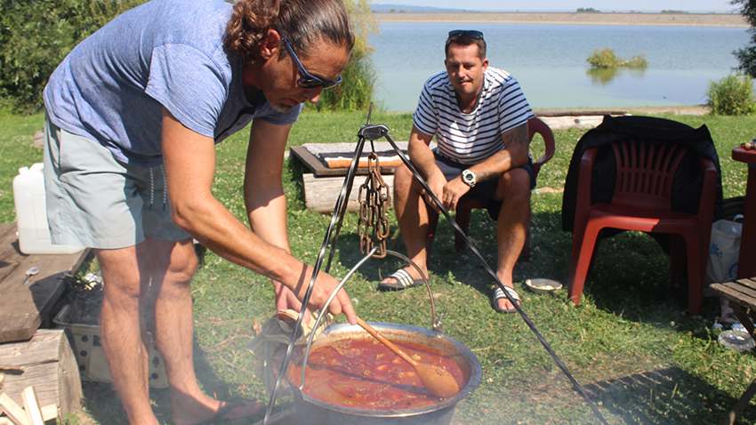 Začíná sezóna gulášfestů