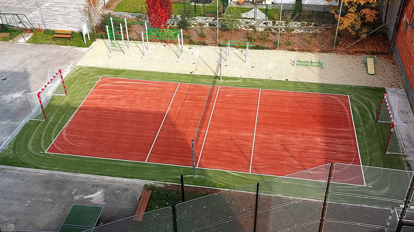 Hřiště na SOŠPO je veřejnosti stále otevřené