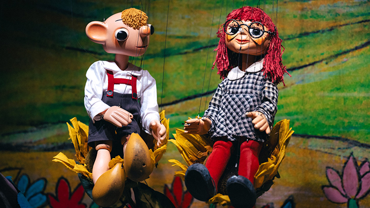 Foto: www.spejbl-hurvinek.cz „Divadlo je KRÁL zážitků“. A s Hurvínkem vstoupilo do nové sezóny