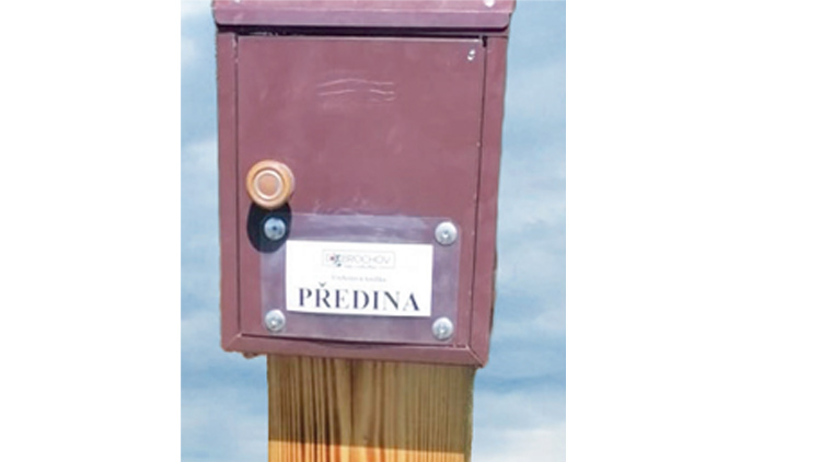 Foto: archiv Večerníku, obec Dobrochov  Už i Předina má svoji  VRCHOLOVOU KNIHU