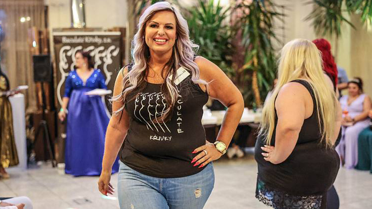 Lenka Kolodziejová je první vicemiss Baculaté Křivky