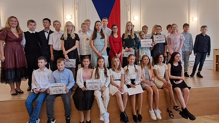 Na Gymnáziu Jiřího Wolkera   imatrikulovali nové studenty 