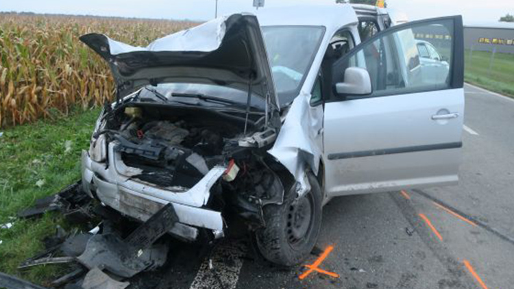 foto: Policie ČR U Žešova třískaly plechy