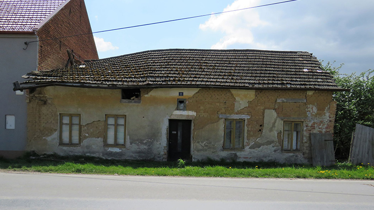 Foto: Martin Zaoral   Ruina ve Ptení půjde k zemi