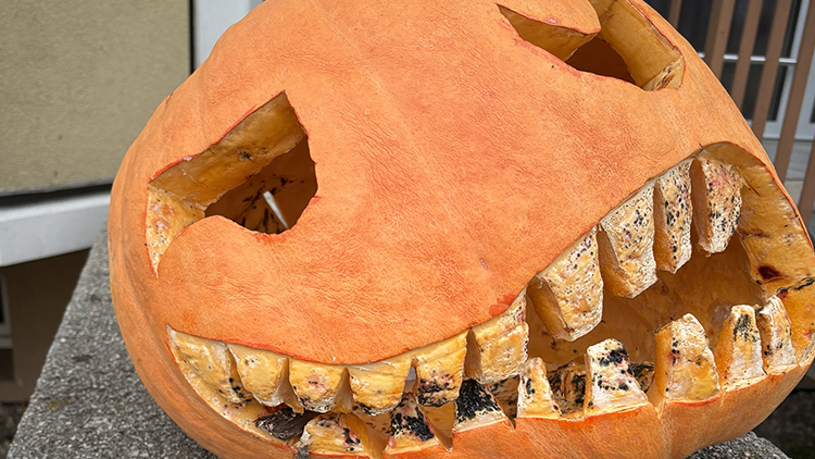 Vyčisti si zuby, příšero!