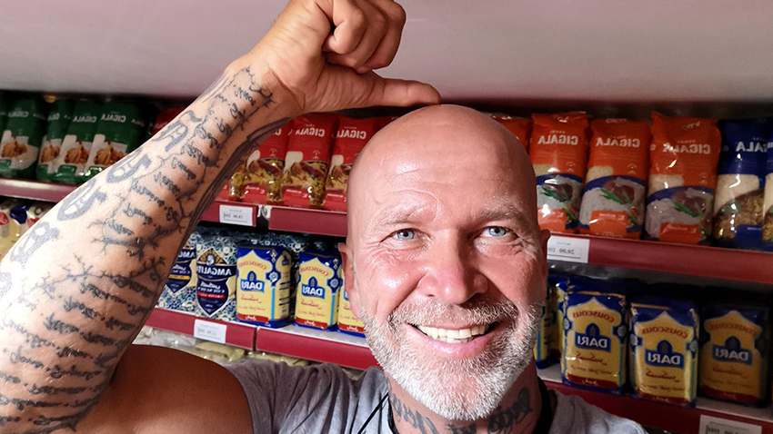 „Musím to vidět, než chcípnu,“ říká cestovatel a recesista David Píchal (50), který rekordně rychle vyprodal kino Metro 70