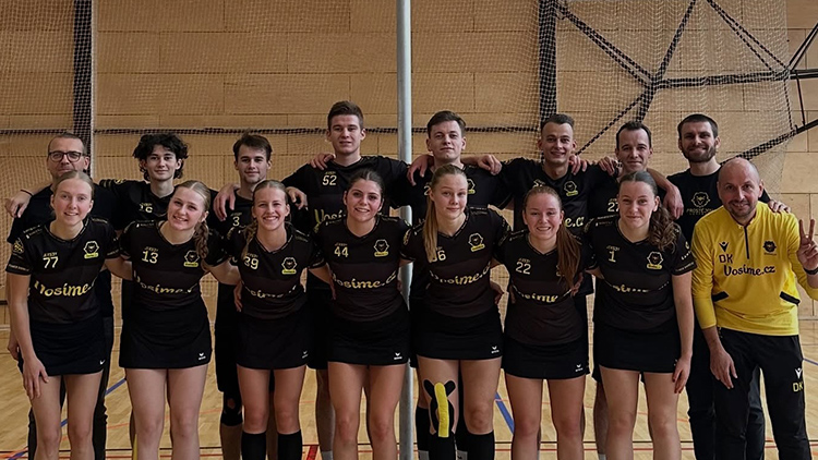 Korfbalisté defenzivně řádili v Koblově,  nováčkovi tam dovolili pouhých pět košů!