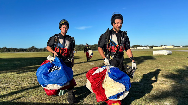 Parašutisté Dukly Prostějov už bojují na armádním MS v Kataru