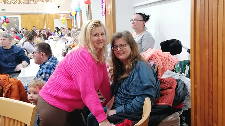 AKTUALIZOVÁNO: Uspávání zvířátek přilákalo stovky lidí