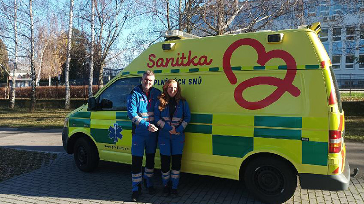 Sanitka splněných snů pomohla k setkání