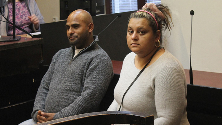 Řídil bez řidičáku, míří přímo do vězení