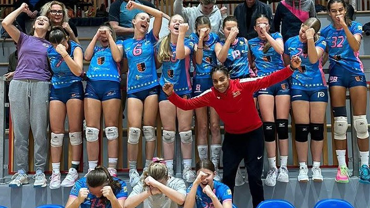 Tak to je vynikající: starší žákyně VK druhé v Českém poháru U16!