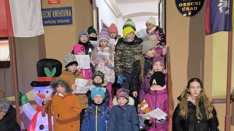 Ve Zdětíně vybírali  dopisy pro Ježíška