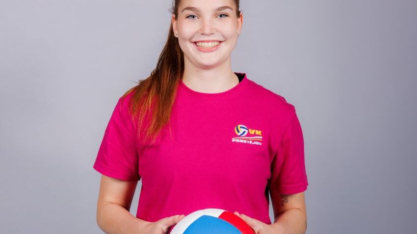 Lucie Zapletalová: „Mám radost, jak se nám v téhle sezóně zatím daří, že jsme nahoře v lize a máme i postup v poháru“