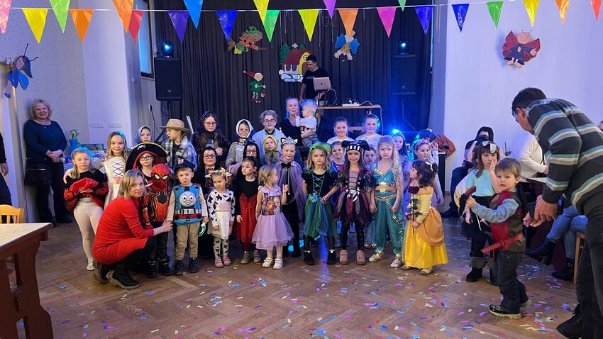 Hospoda v Seloutkách se zaplnila princeznami 