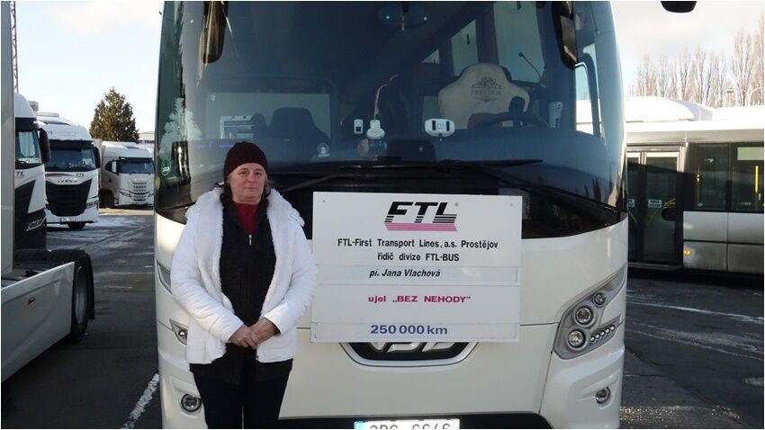 Vyučila se švadlenou, našla se za volantem autobusu 