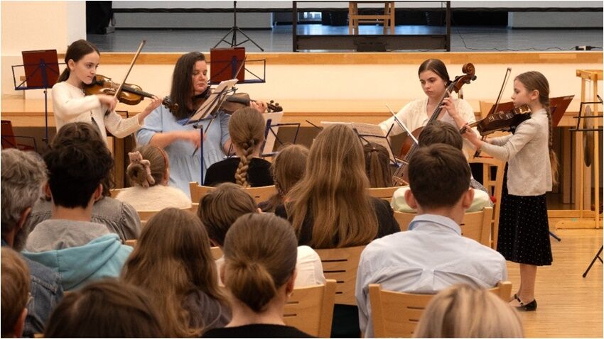 Barevné struny rozezněly Konici i Šumperk
