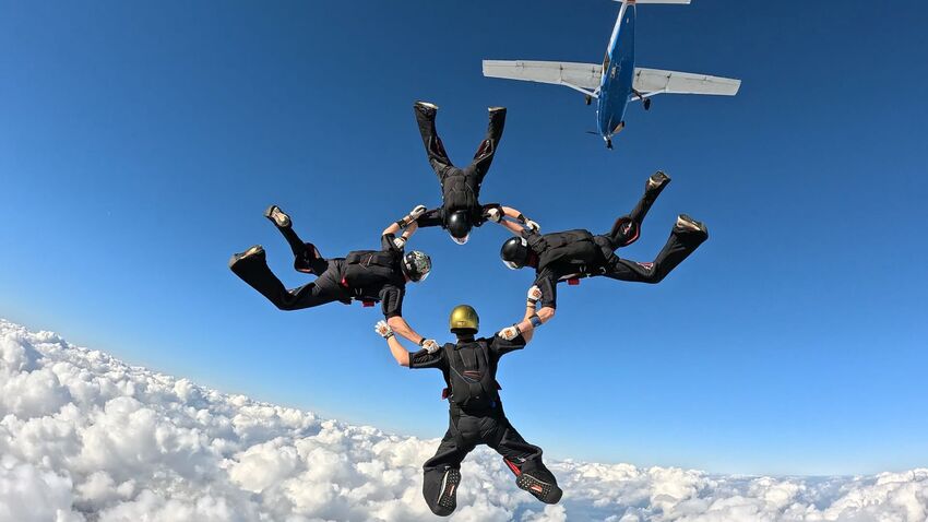 Parašutisty letos čeká šest SP a dvě mistrovství světa na Slovensku