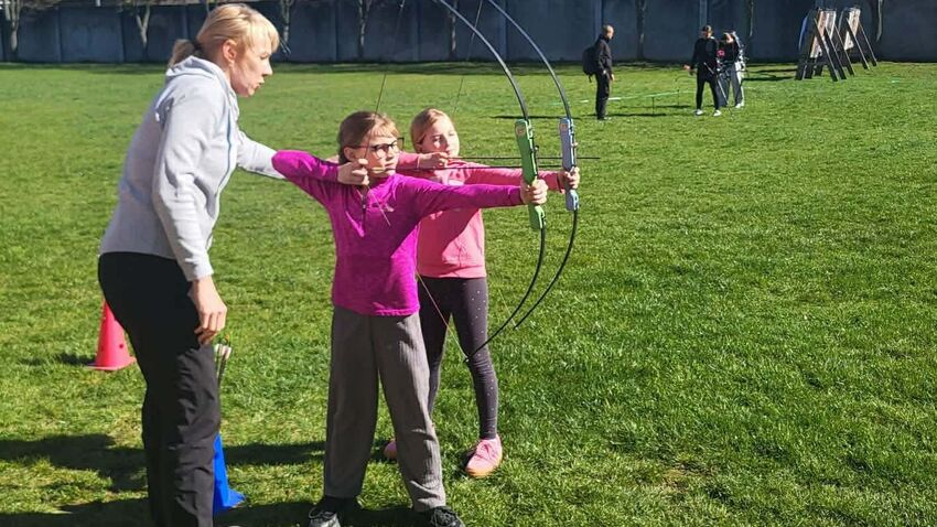 Středeční závod v Prostějově ozdobila svým startem i největší lukostřelecká hvězda ČR Marie Horáčková