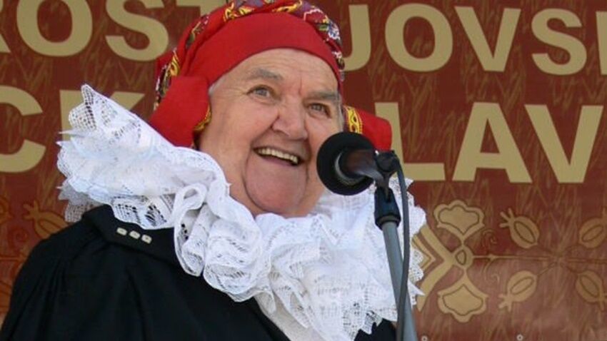 Zemřela legenda hanáckého folklóru Marie Pachtová 