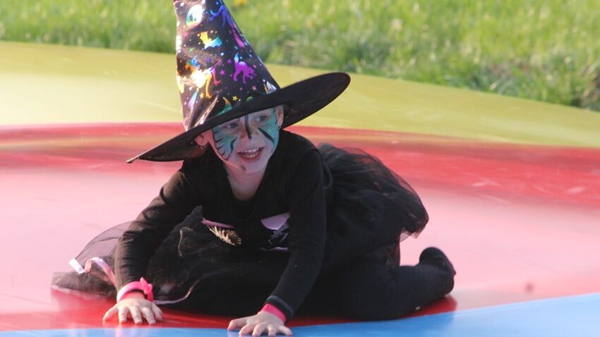 Čarodějnice se budou pálit po celém regionu. Kde třeba? 