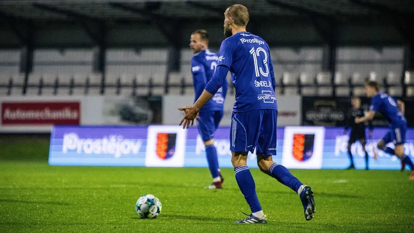 Zlatý bod z hřiště jarní komety