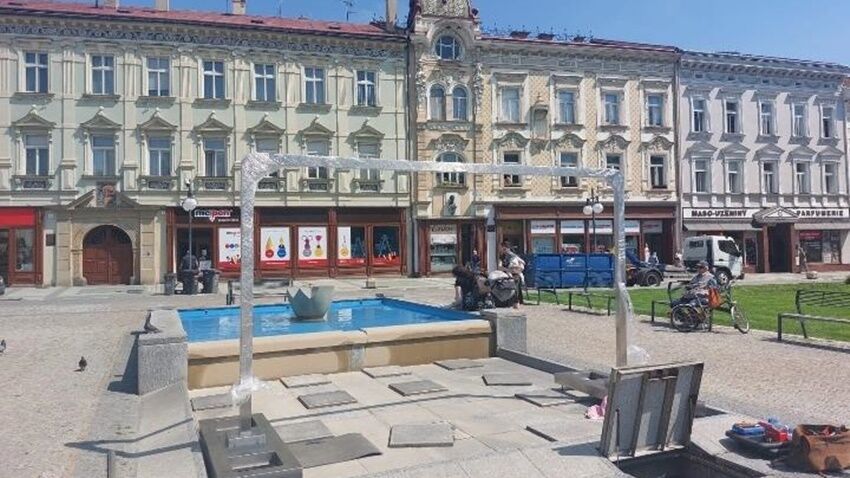 Mlžítka a brána budou chladit od června