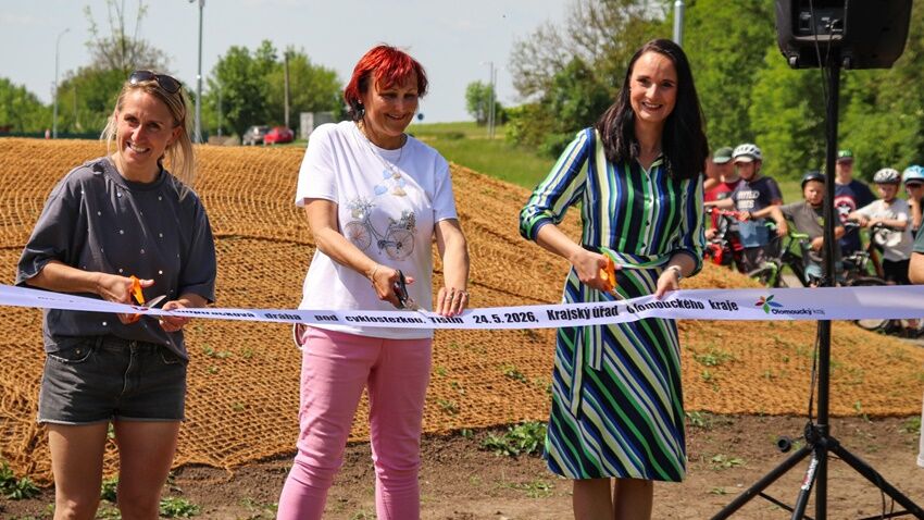 V Tištíně otevřeli pumptrackovou dráhu