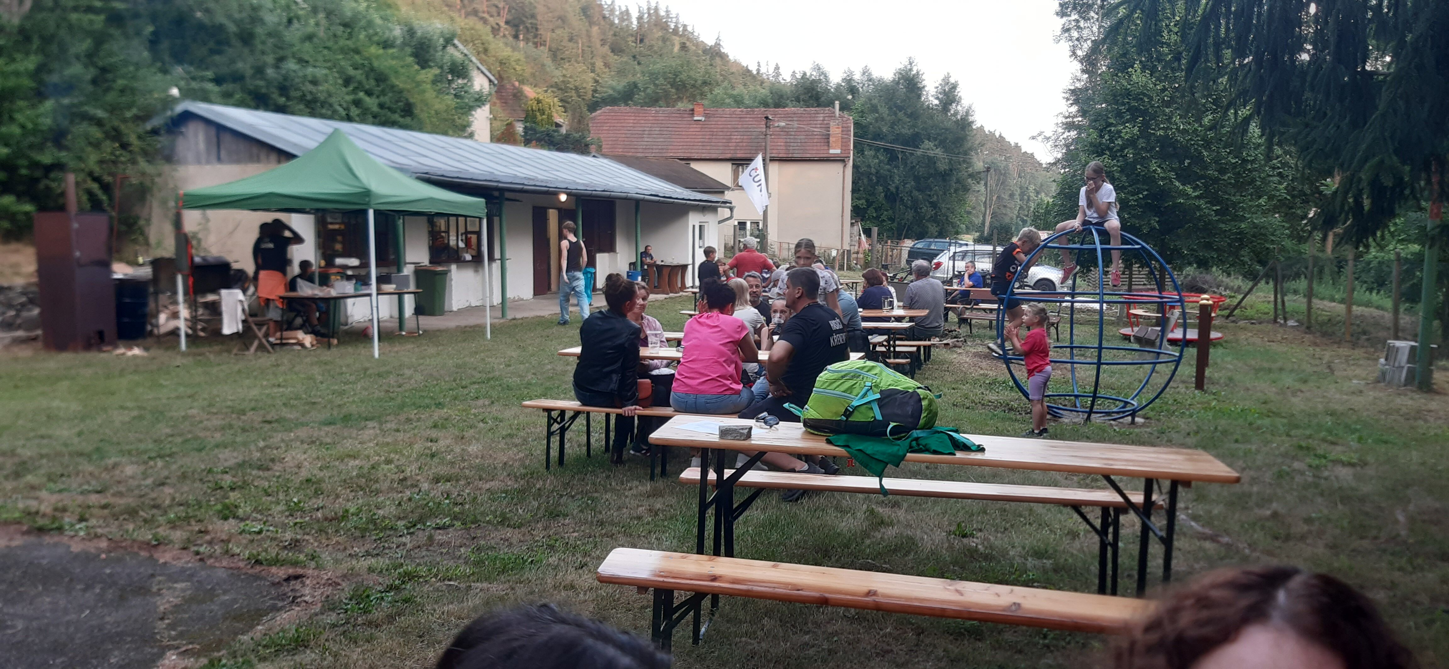 V Čuníně se pařilo do noci