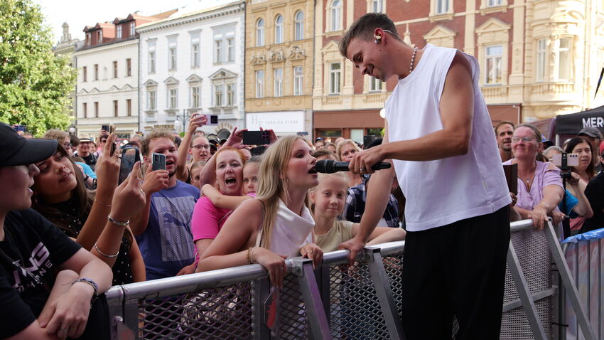 Koncert na náměstí ukončil kulturní léto