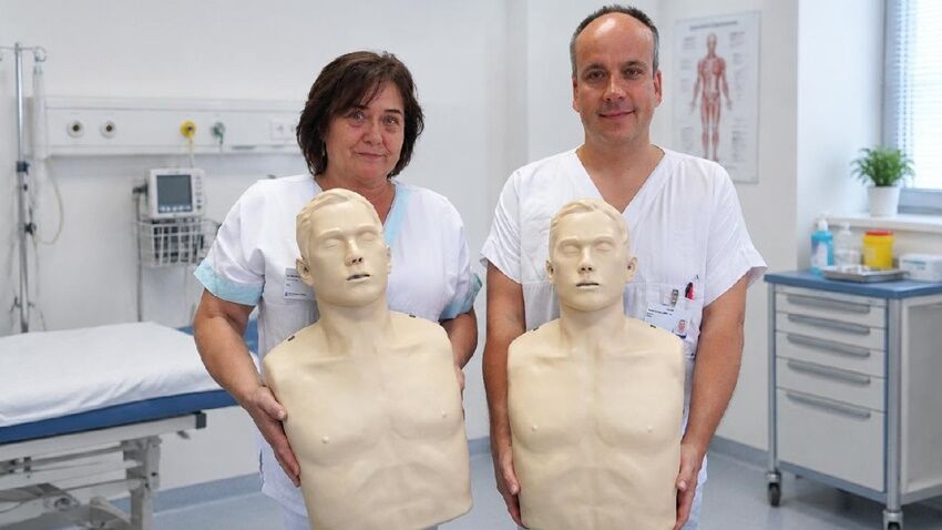 Nové figuríny v prostějovské nemocnici pomáhají učit správnou resuscitaci