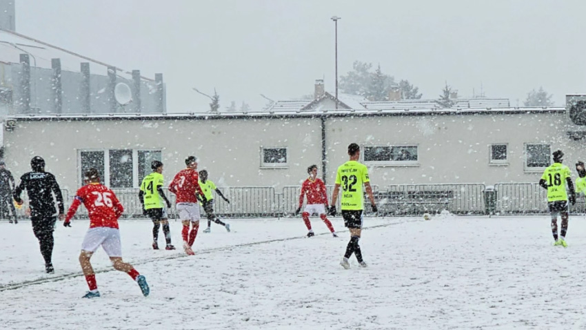 Druhý týden přípravy zhatil soupeř z Pardubic