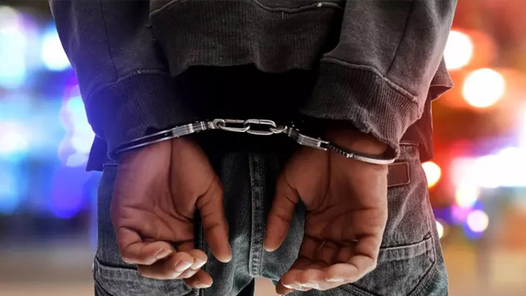 Brácha udal bráchu!