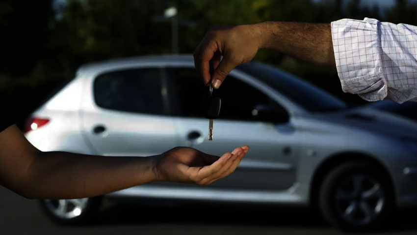 Pokud si budete vybírat vozidlo pro svoji potřebu, máte možnost koupě buď nového, či ojetého. Dobře si to rozmyslete. Ilustrační foto: internet Otázka zní – nové, nebo ojeté?