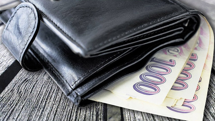 Na peněženku zapomněl