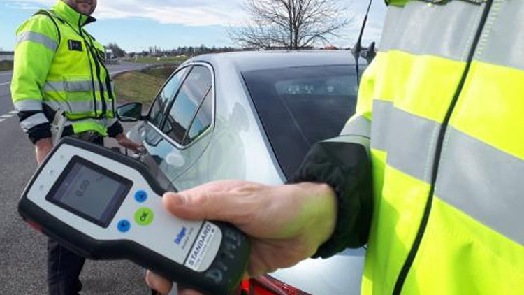 V opilosti padal před hlídkou