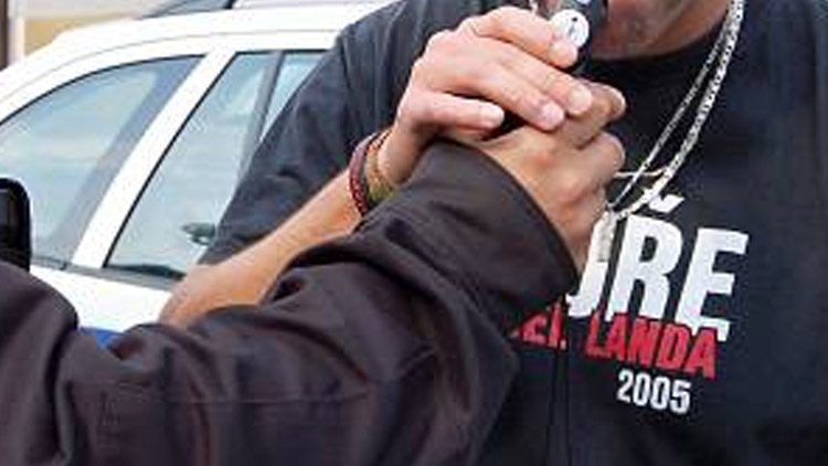 Jel rychle, drogy odmítal