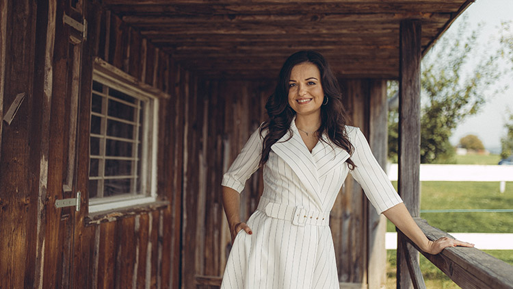 Servis pro ženy pro duben 2022