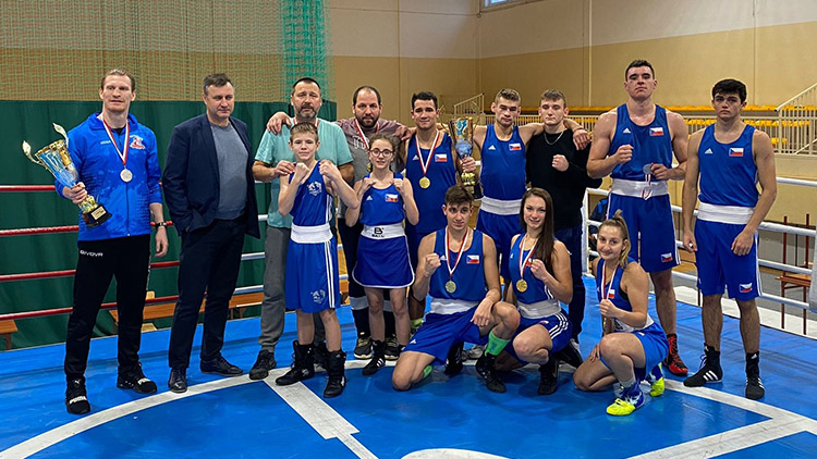 Boxerky a boxeři pod vedením kouče Martina Klíče  sbírali zkušenosti na třech různých akcích v Polsku